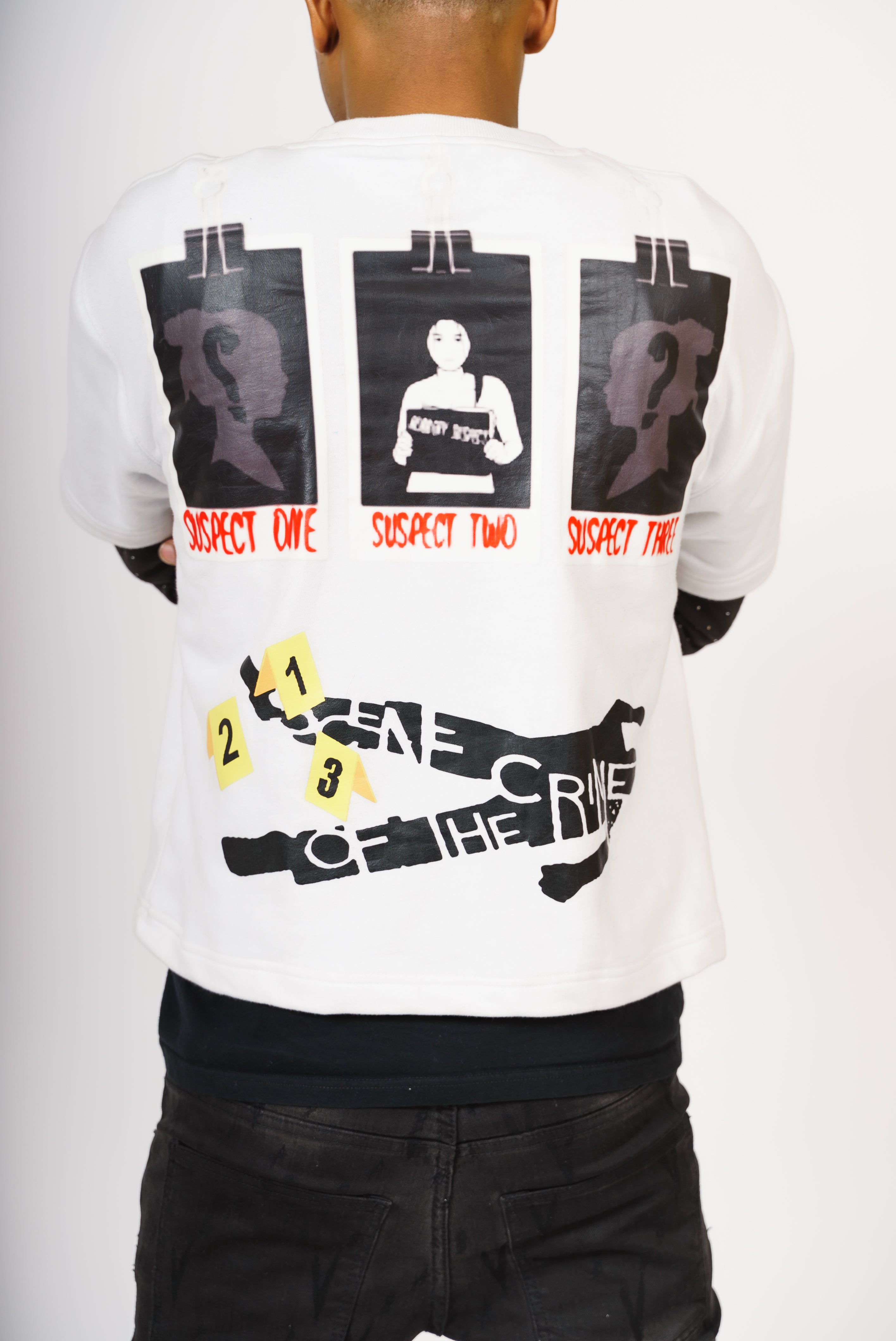 Love is a crime detachable tee